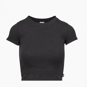 Aritzia TNA Ribbed Cropped T-Shirt